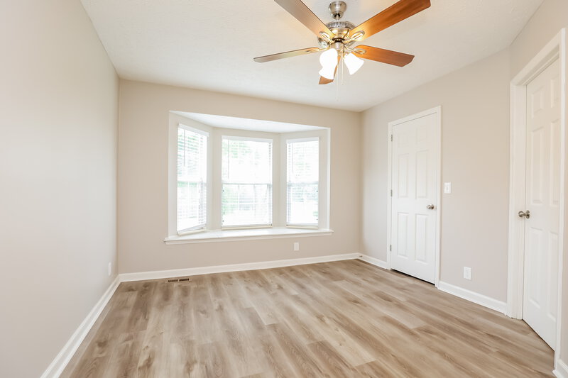 2,760/Mo, 114 Cloverfield Ct Hendersonville, TN 37075 Main Bedroom View 2