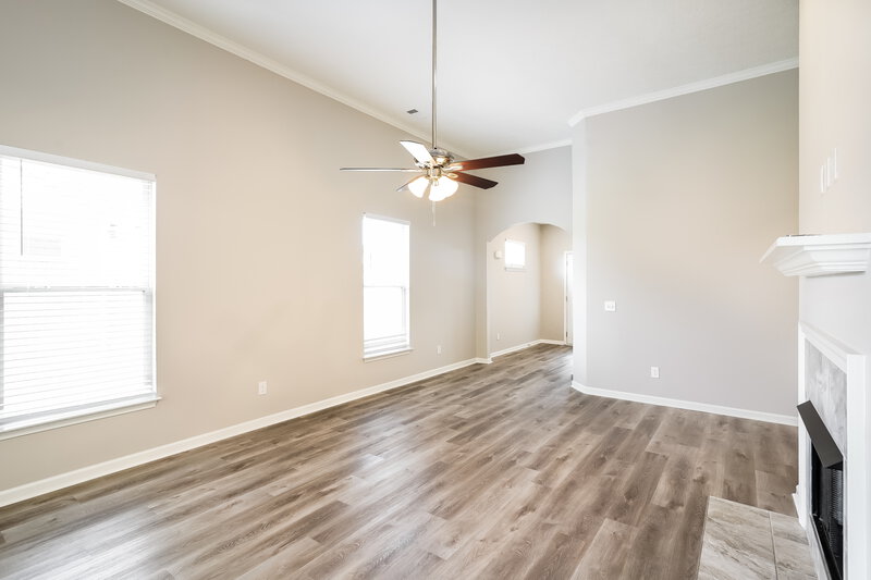 2,440/Mo, 119 Annapolis Bend Cir Hendersonville, TN 37075 Living Room View 2