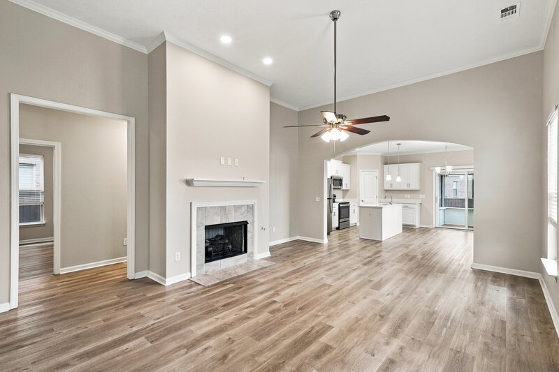 2,365/Mo, 119 Annapolis Bend Cir Hendersonville, TN 37075 Living Room View 2