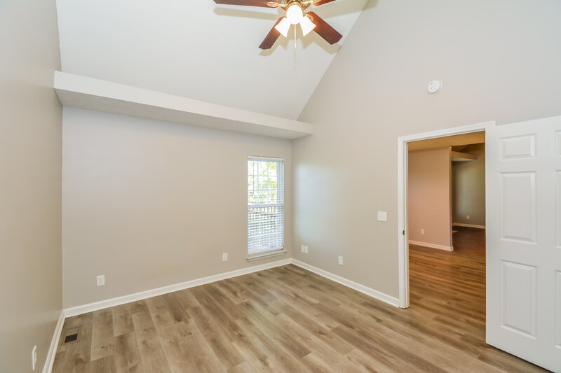 2,630/Mo, 7660 S Swift Rd Goodlettsville, TN 37072 Main Bedroom View 2