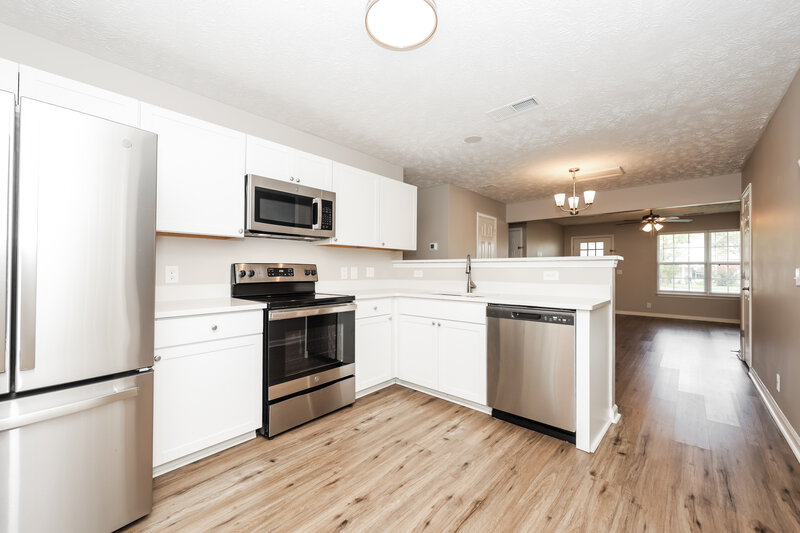 1,915/Mo, 233 Indian Park Dr Murfreesboro, TN 37128 Kitchen View