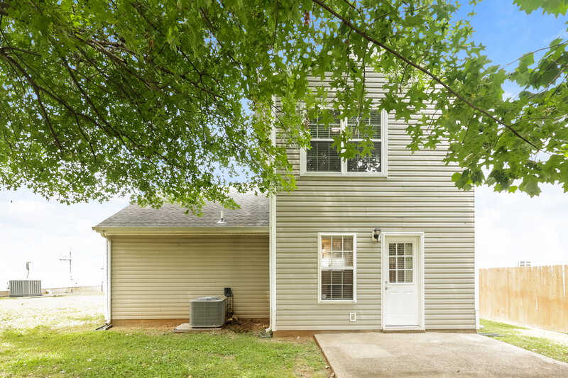 1,915/Mo, 233 Indian Park Dr Murfreesboro, TN 37128 Rear View