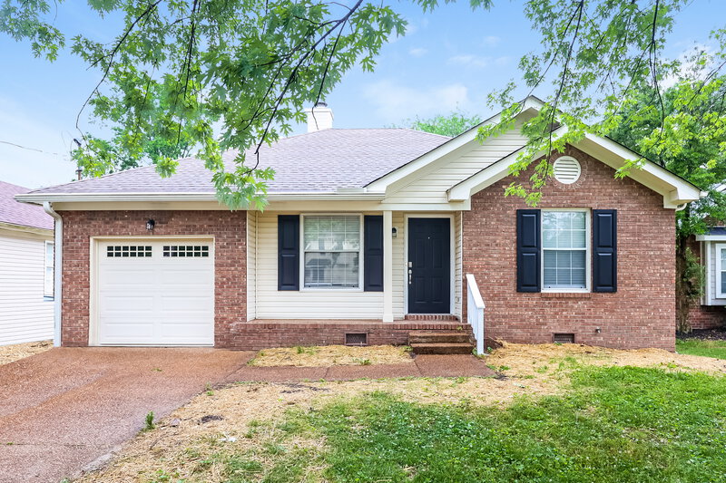 2,350/Mo, 129 Agee Cir E Hendersonville, TN 37075 External View