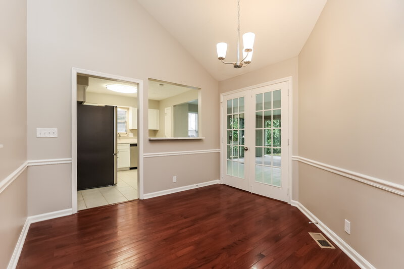 2,350/Mo, 129 Agee Cir E Hendersonville, TN 37075 Dining Room View