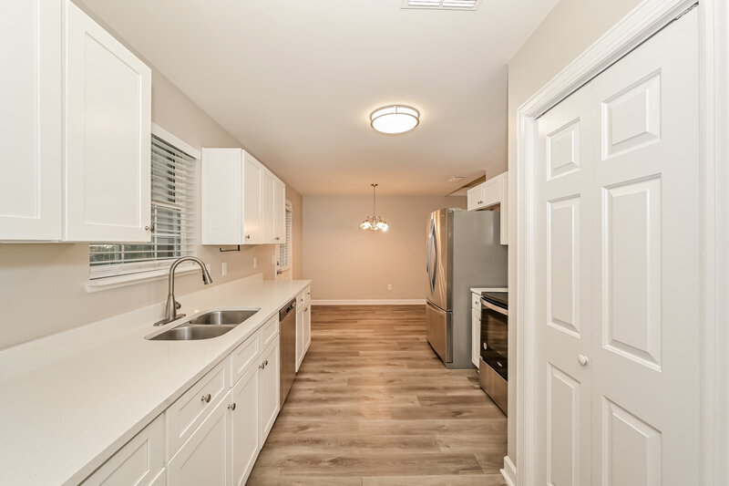 2,230/Mo, 407 Cindi Ct Smyrna, TN 37167 Kitchen View