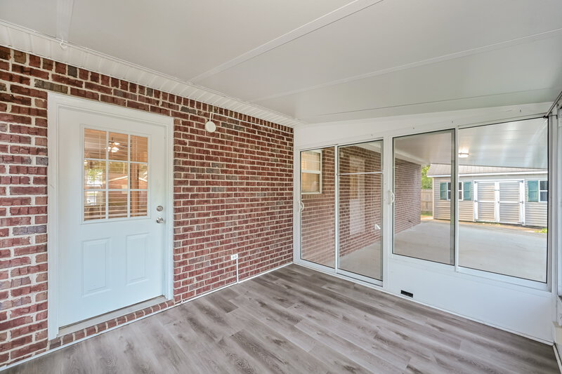 2,230/Mo, 407 Cindi Ct Smyrna, TN 37167 Sun Room View