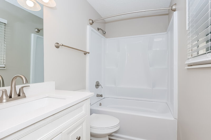 1,935/Mo, 3409 Towneship Rd Antioch, TN 37013 Bathroom View 2
