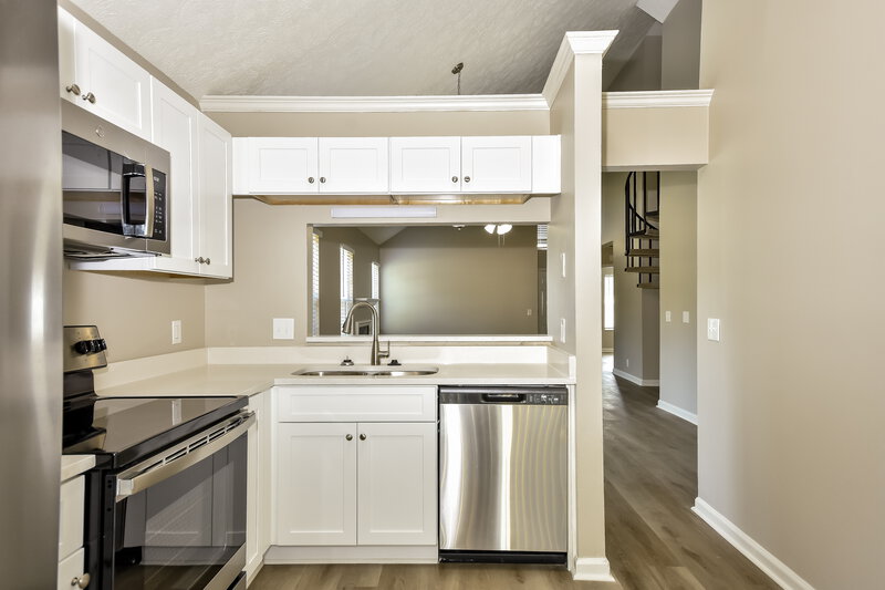 3,240/Mo, 2000 Mansker Dr Goodlettsville, TN 37072 Kitchen View