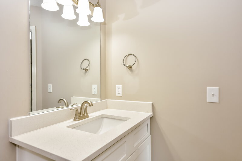 3,240/Mo, 2000 Mansker Dr Goodlettsville, TN 37072 Bathroom View