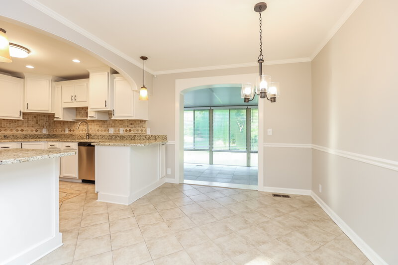 2,089/Mo, 703 Irongate Blvd # A1 Murfreesboro, TN 37129 Dining Room View