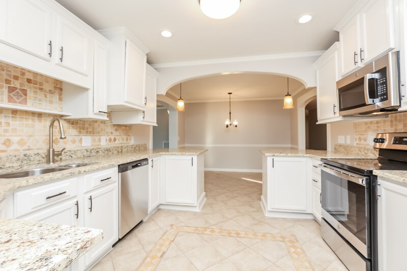 2,089/Mo, 703 Irongate Blvd # A1 Murfreesboro, TN 37129 Kitchen View 2