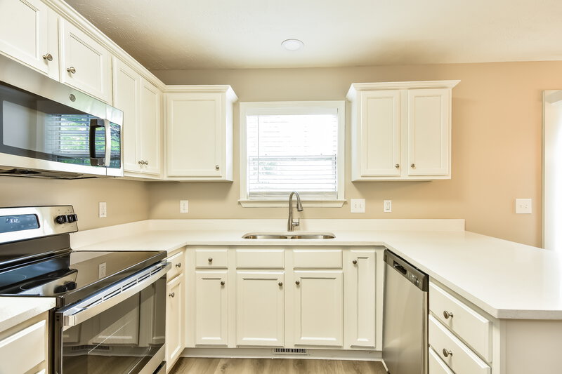 2,345/Mo, 2016 Whitney Creek Dr Antioch, TN 37013 Kitchen View