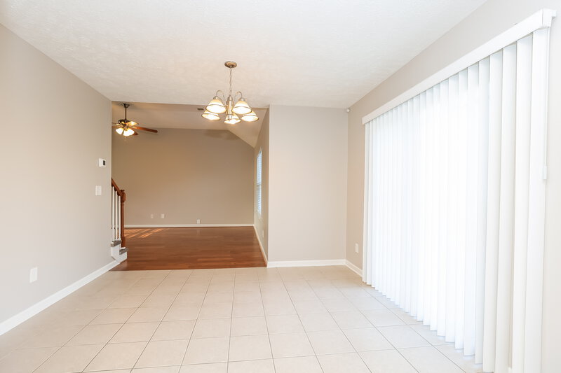2,060/Mo, 607 Rock Glen Trce Smyrna, TN 37167 Dining Room View 2