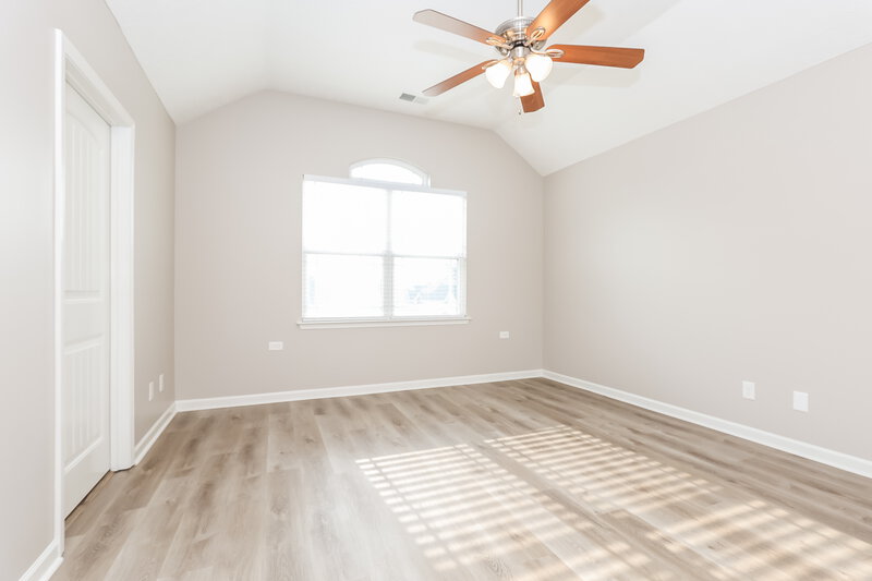 2,060/Mo, 607 Rock Glen Trce Smyrna, TN 37167 Main Bedroom View 2