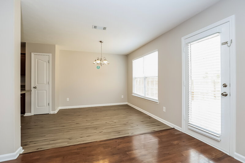 1,990/Mo, 669 Coneflower Trl Antioch, TN 37013 Dining Room View