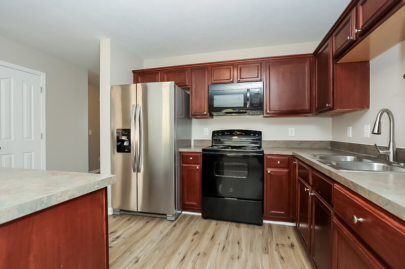 1,990/Mo, 669 Coneflower Trl Antioch, TN 37013 Kitchen View