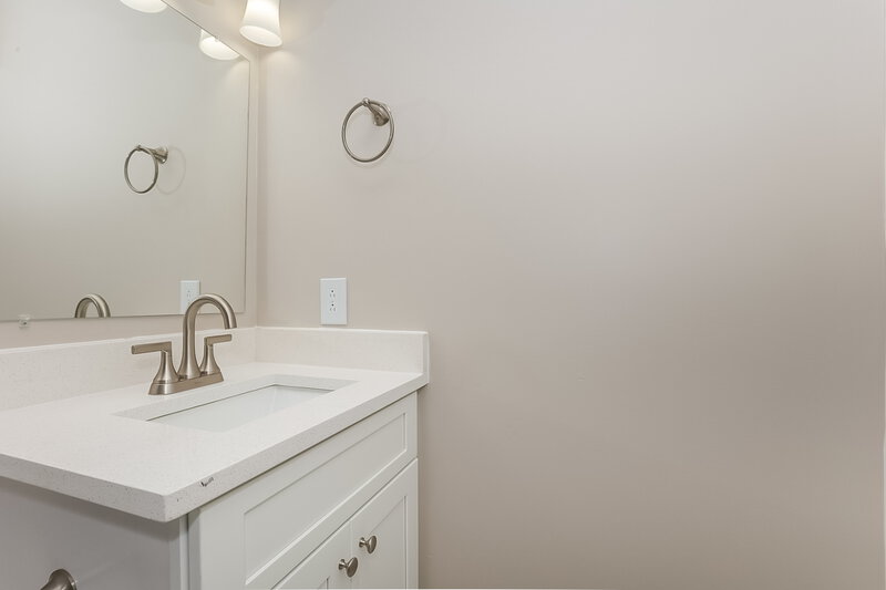 2,130/Mo, 410 Lawson Rd Smyrna, TN 37167 Bathroom View
