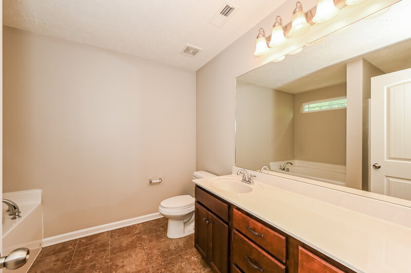 2,395/Mo, 2919 Painted Pony Dr Murfreesboro, TN 37128 Main Bathroom View