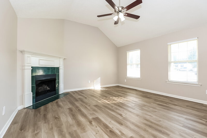2,015/Mo, 1530 River Rock Blvd Murfreesboro, TN 37128 Living Room View 2