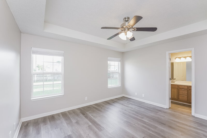 2,100/Mo, 1547 Saint Andrews Dr Murfreesboro, TN 37128 Main Bedroom View