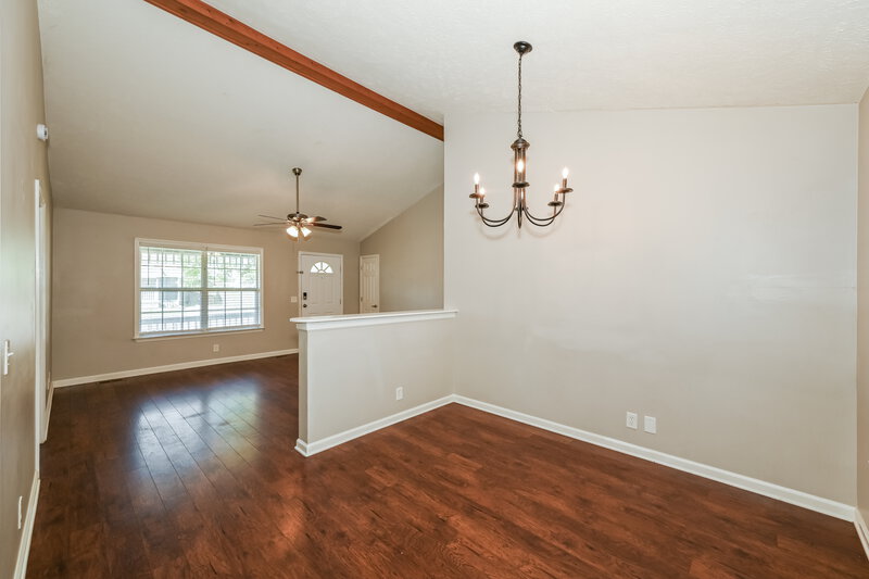 2,065/Mo, 4936 Deerhaven Dr Antioch, TN 37013 Dining Room View 2