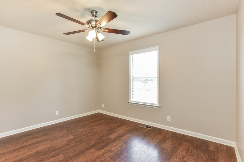 2,690/Mo, 4936 Deerhaven Dr Antioch, TN 37013 Main Bedroom View