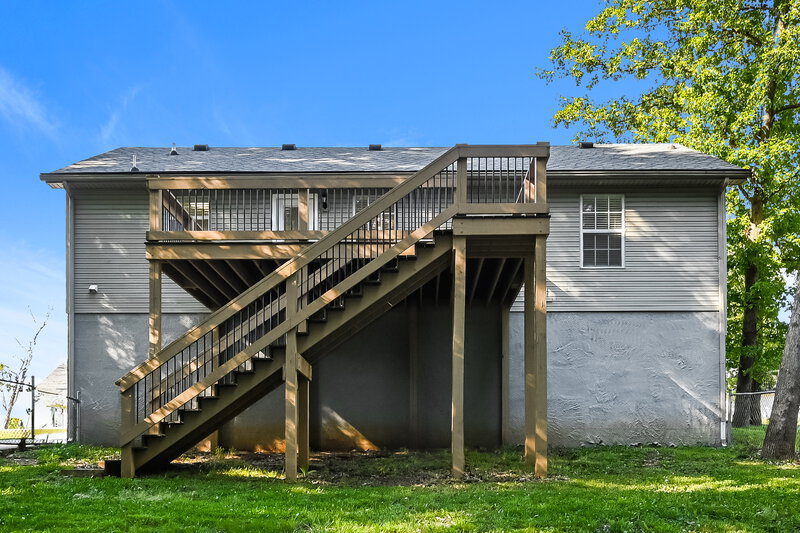 2,065/Mo, 4936 Deerhaven Dr Antioch, TN 37013 Rear View