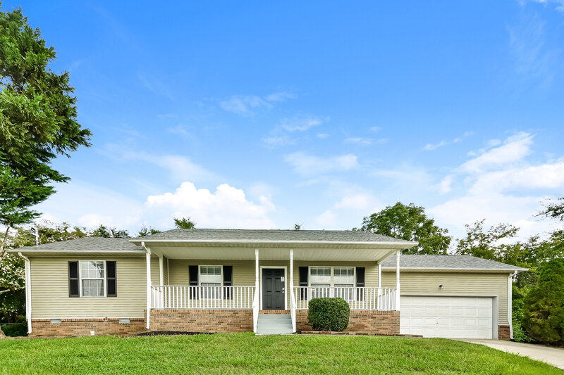 1,785/Mo, 604 Sanders Dr La Vergne, TN 37086 External View