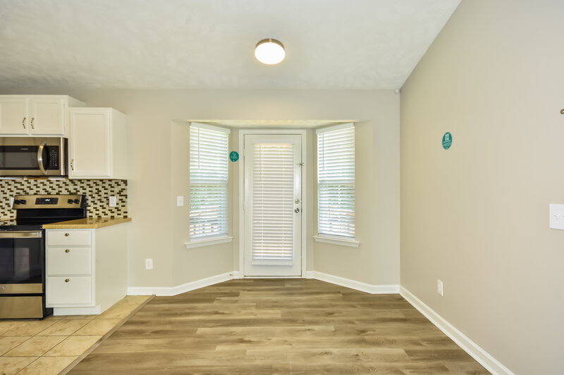 1,785/Mo, 604 Sanders Dr La Vergne, TN 37086 Dining Room View