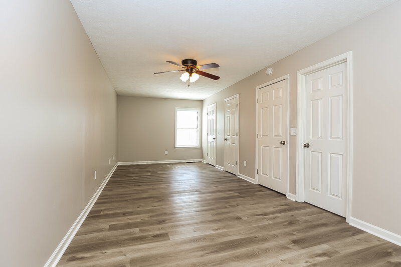 2,295/Mo, 386 Park Ct E La Vergne, TN 37086 Main Bedroom View