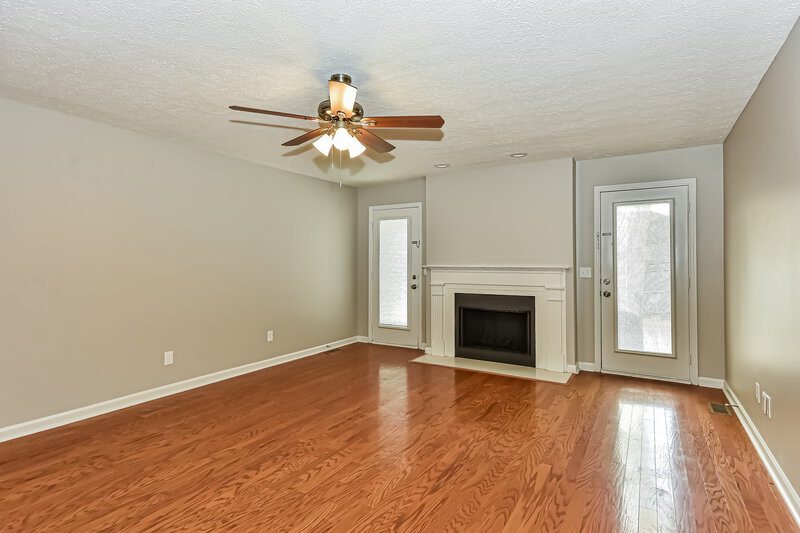2,325/Mo, 111 Brookfield Ct Smyrna, TN 37167 Living Room View 2