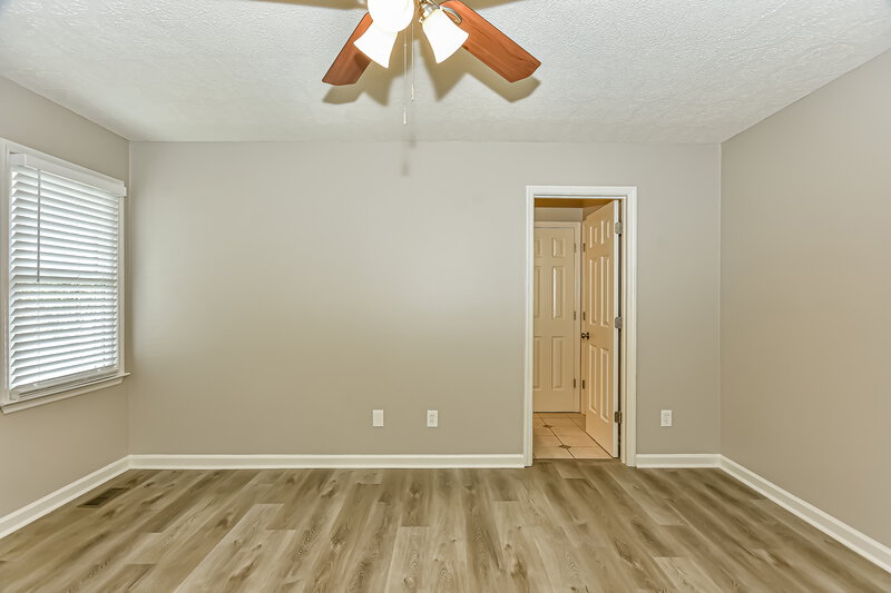2,325/Mo, 111 Brookfield Ct Smyrna, TN 37167 Main Bedroom View 2