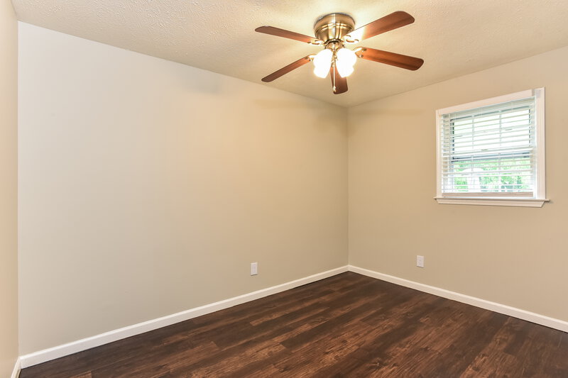 2,930/Mo, 1135 SE Broad St Murfreesboro, TN 37130 Bedroom View