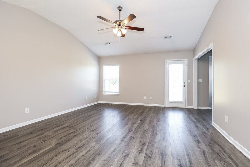 1,930/Mo, 5011 Deer Creek Ct Spring Hill, TN 37174 Living Room View