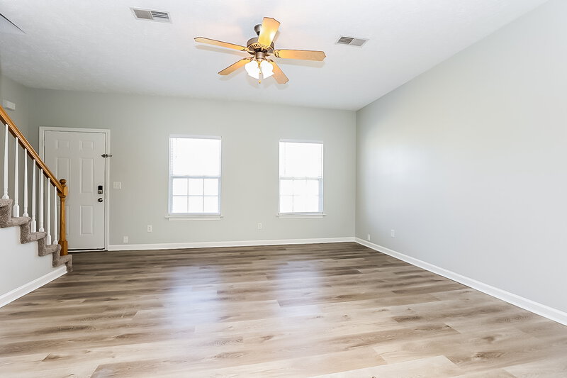 2,220/Mo, 459 Nyu Pl Murfreesboro, TN 37128 Living Room View