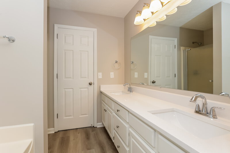 2,320/Mo, 802 Allison Ct Mount Juliet, TN 37122 Main Bathroom View 2