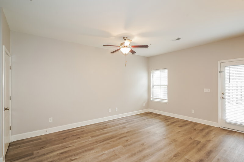 1,990/Mo, 1047 Chatsworth Dr Old Hickory, TN 37138 Living Room View 2