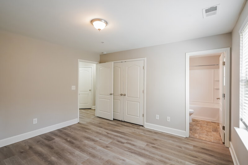 1,990/Mo, 1047 Chatsworth Dr Old Hickory, TN 37138 Bedroom View 2