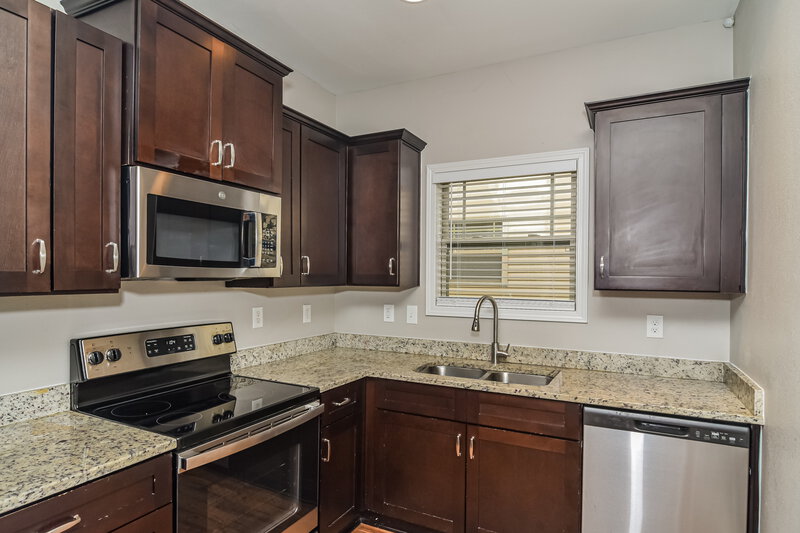 2,255/Mo, 1233 Catawba Way Murfreesboro, TN 37130 Kitchen View