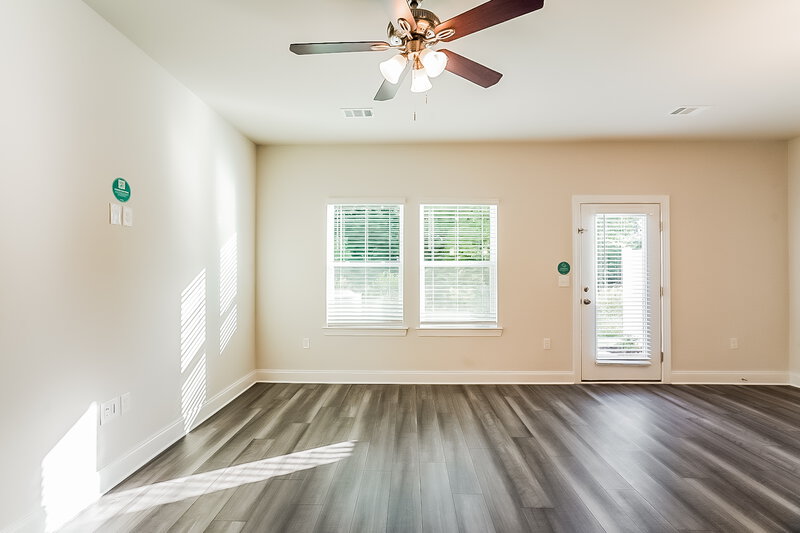 1,960/Mo, 1614 Denali Dr Lebanon, TN 37087 Living Room View