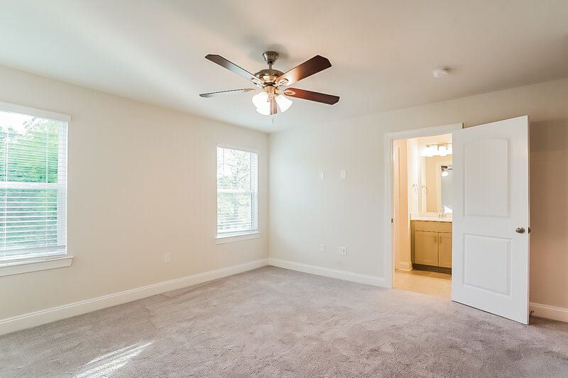 1,960/Mo, 1614 Denali Dr Lebanon, TN 37087 Main Bedroom View 2