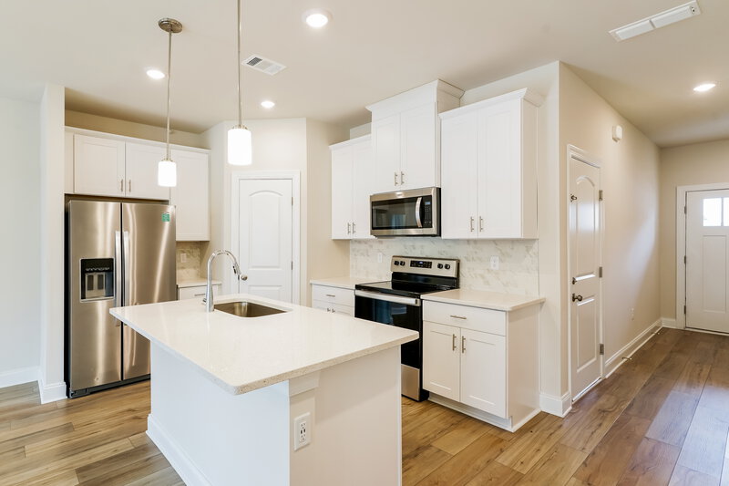 1,885/Mo, 1616 Denali Dr Lebanon, TN 37087 Kitchen View 2