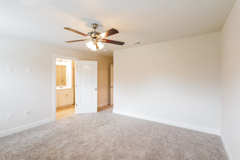 1,885/Mo, 1616 Denali Dr Lebanon, TN 37087 Main Bedroom View