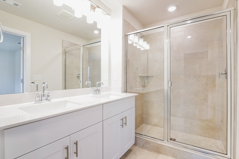 1,885/Mo, 1616 Denali Dr Lebanon, TN 37087 Main Bathroom View