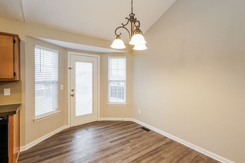 2,015/Mo, 925 Pebble Beach Cir Mount Juliet, TN 37122 Dining Room View