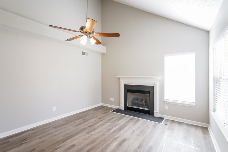 1,980/Mo, 146 Homestead Pl Hendersonville, TN 37075 Living Room View