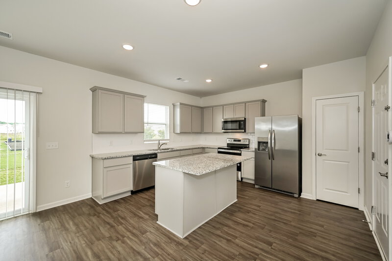2,455/Mo, 545 Samuel Lee Ln Murfreesboro, TN 37127 Kitchen View