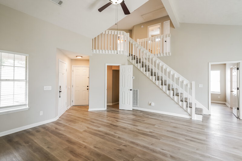 2,280/Mo, 4017 Pepperwood Dr Antioch, TN 37013 Living Room View