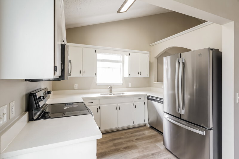 2,280/Mo, 4017 Pepperwood Dr Antioch, TN 37013 Kitchen View