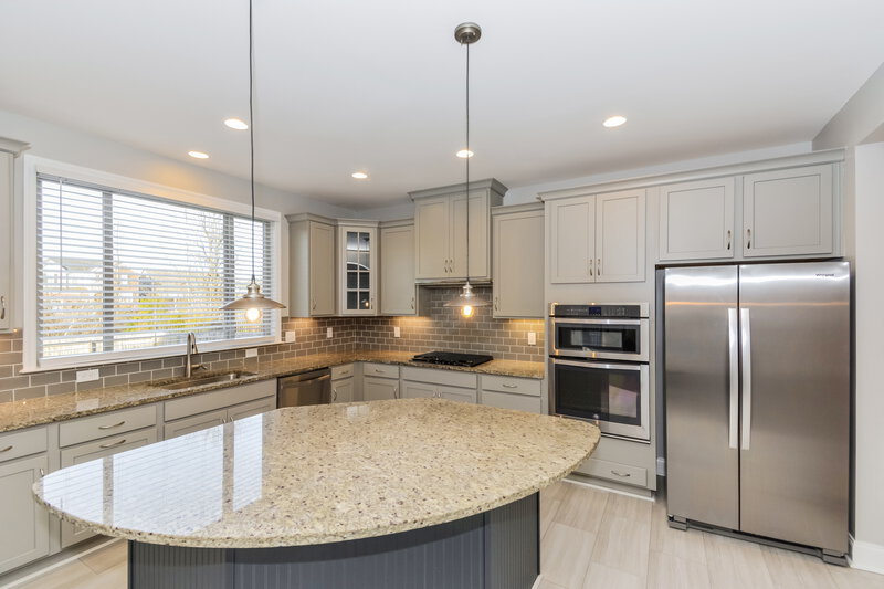 3,835/Mo, 2004 Oliver Dr Mount Juliet, TN 37122 Kitchen View